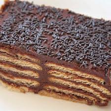 Tarta de Galletas con Natillas